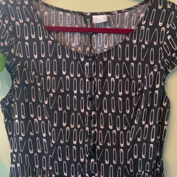 Safety Pin Button Down Dress - Picture 3 of 8